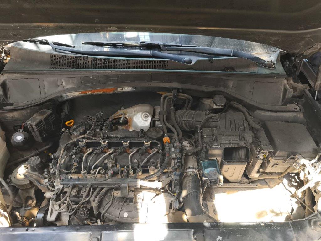  Hyundai SANTA FE 2013    EN DESARME